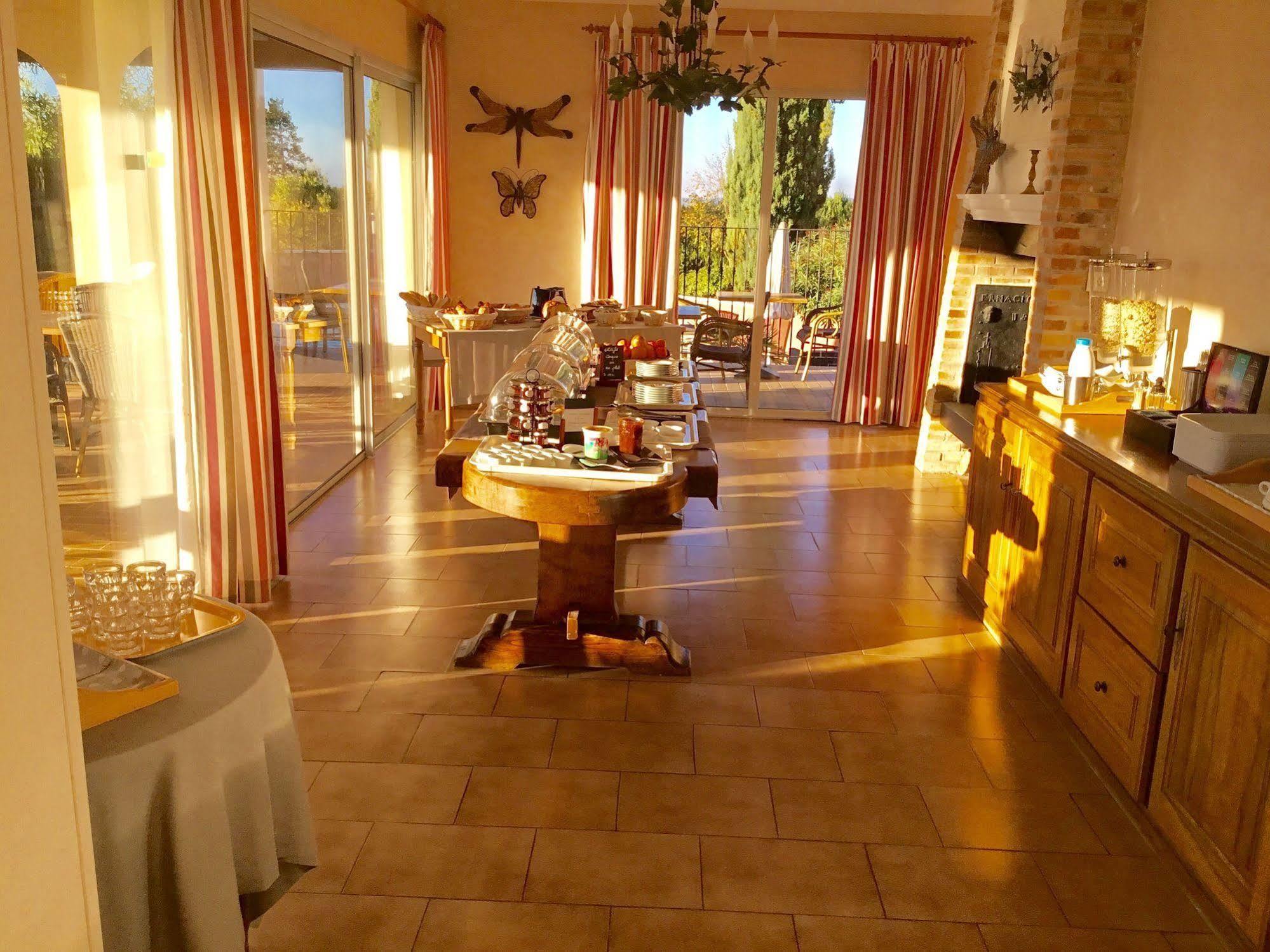 Hotel Bellerive Rasteau Eksteriør billede